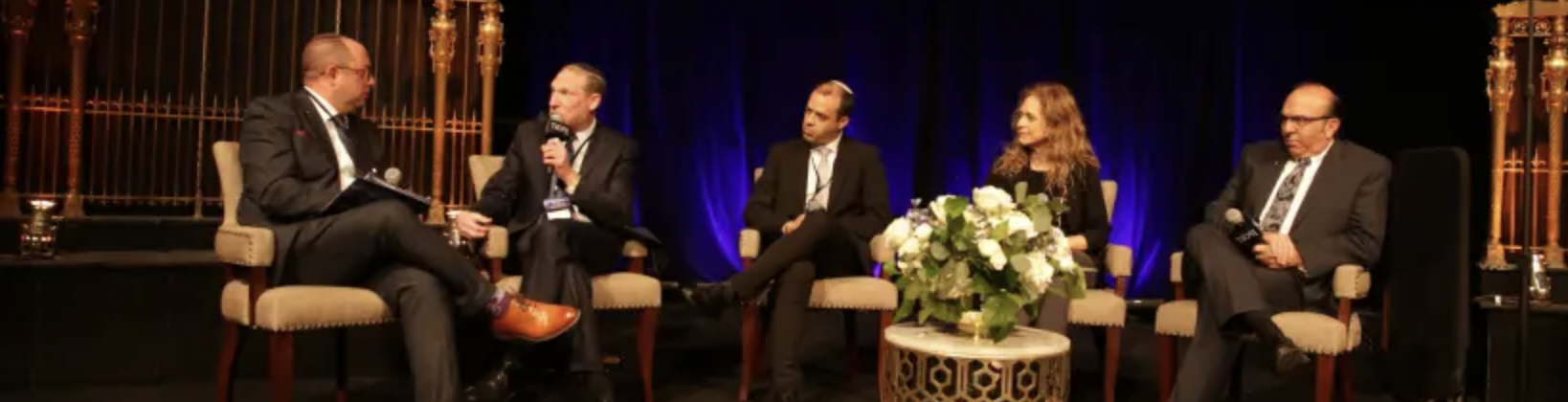 paneldebat, Aaliyah